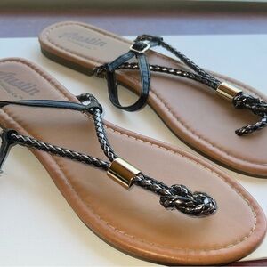 ♦️ Austin Black and‎ Tan Women's Sandals